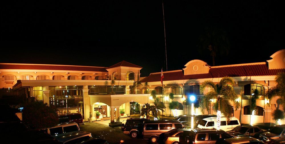 Hotel Del Rio Iloilo Zewnętrze zdjęcie